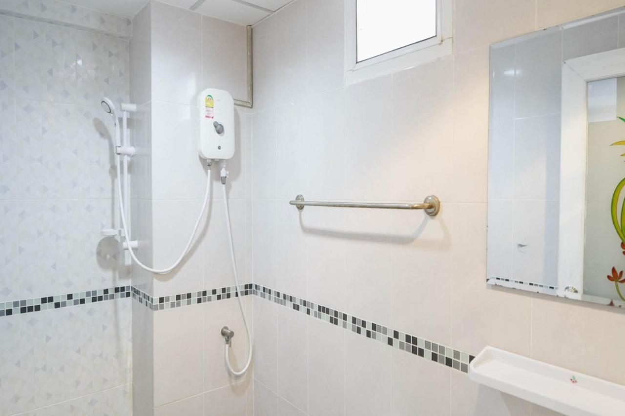 Roomquest Suvarnabhumi Ladkrabang 42 Bangkok Eksteriør billede