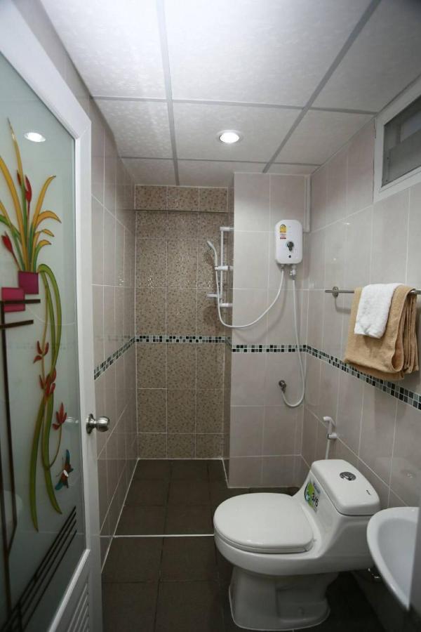 Roomquest Suvarnabhumi Ladkrabang 42 Bangkok Eksteriør billede